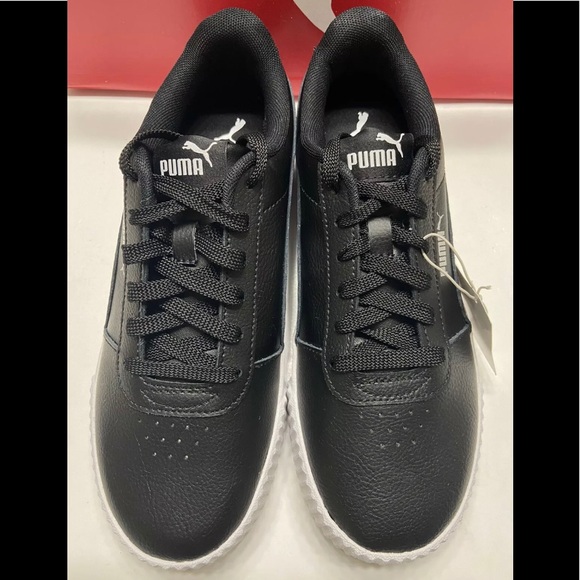 NEW Puma Women's Carina Low Top Lace Up Shoes Sneakers Black Size 8.5 - Picture 2 of 9